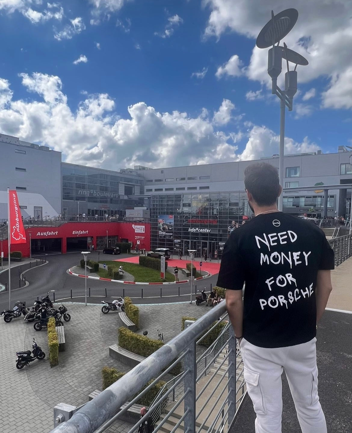 Need Money for Porsche Oversized T-Shirt - Black